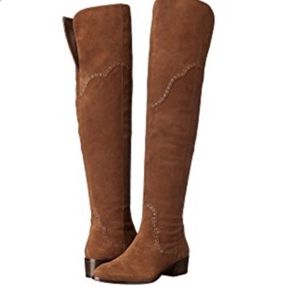 Frye Shoes - NWT Frye Ray Grommet Boots 💥